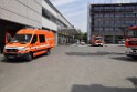 Feuer 2 Koeln Weidenpesch Scheibenstr Feuerwache 5 P38